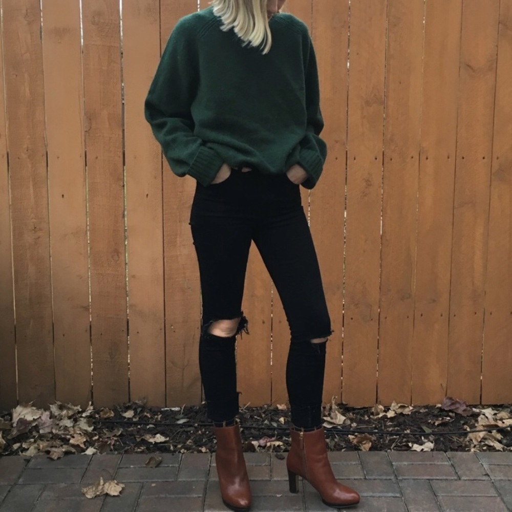 -SOLD- Deep Green Lambswool Sweater